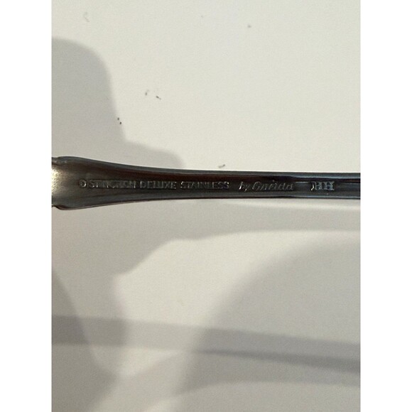 Set of 11 Oneida RAPHAEL Distinction Deluxe Stainless Seafood Cocktail Forks 6” - Picture 7 of 8